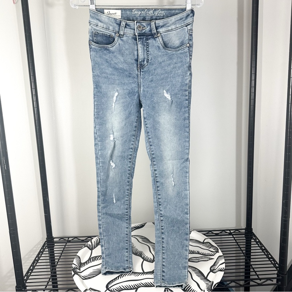 Foxy Jeans Jamie Cropped Light Wash Skinny Jeans (4)